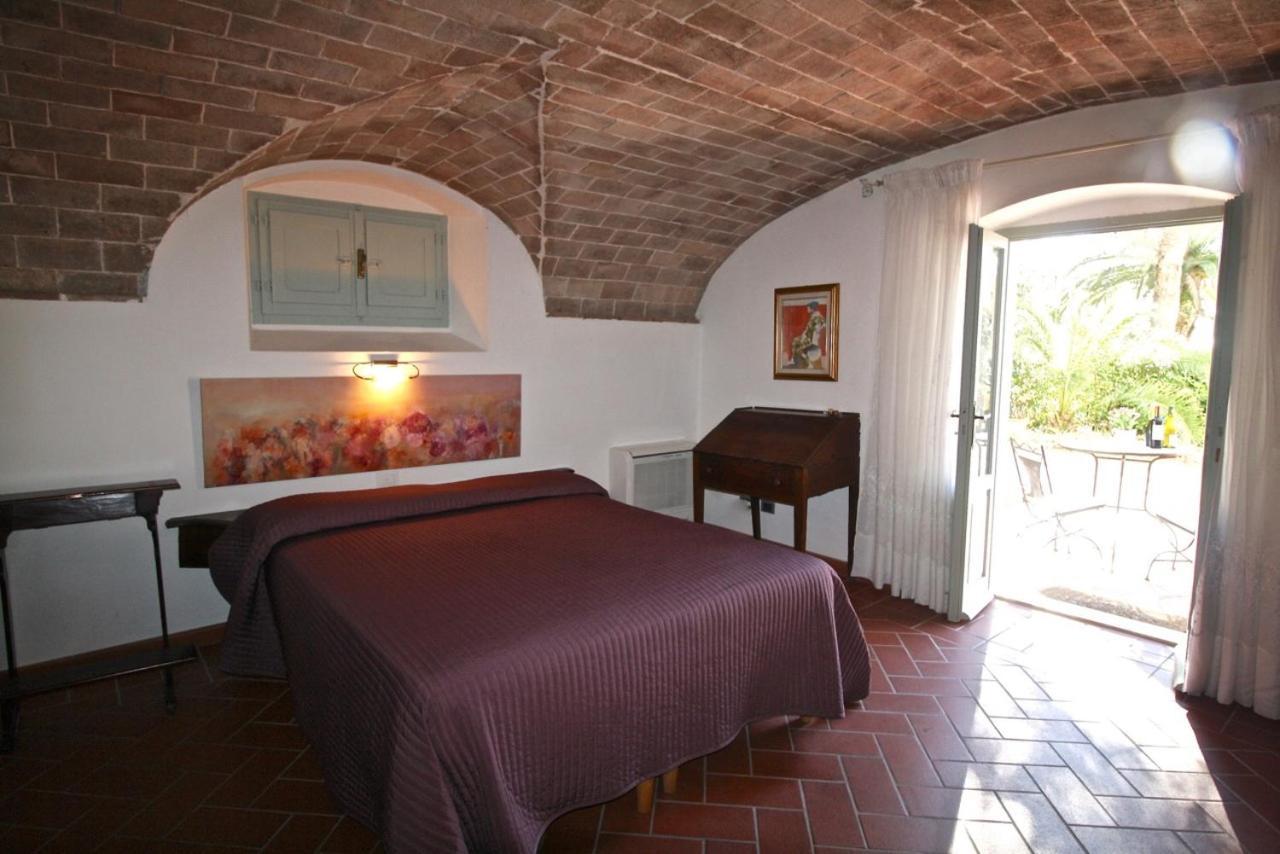 Villa Paradiso كاسْتيلونْشيلّو المظهر الخارجي الصورة